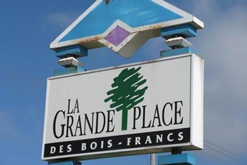 Logo La Grande Place Des Bois francs